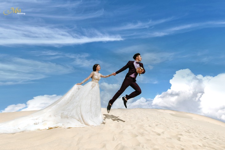 Ảnh cưới tại đồi cát