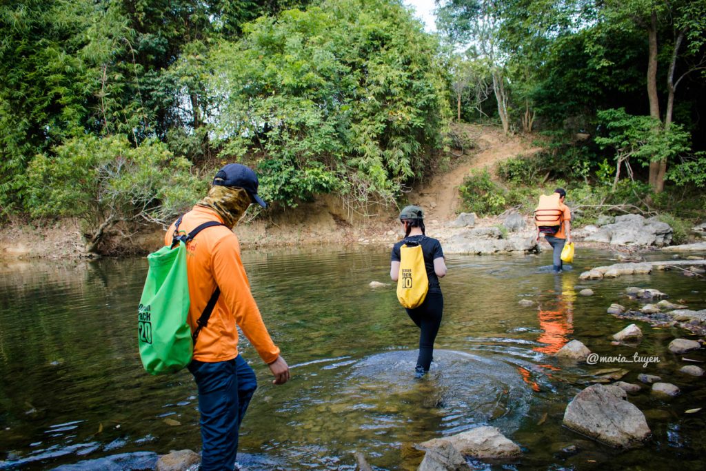 Treking khám phá Chà Lòi