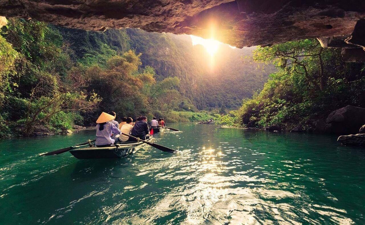 Hệ thống hang động ở Tràng an Ninh Bình đẹp tại Việt Nam