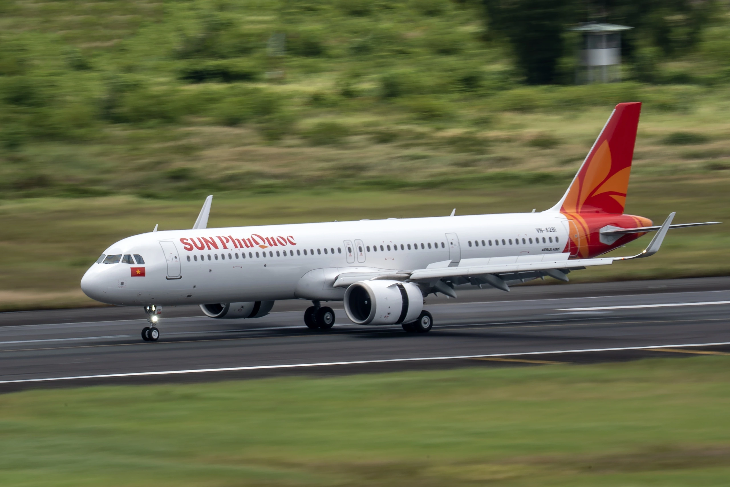 Sun Phu Quoc Airways mở đường bay Đồng Hới Cam Ranh